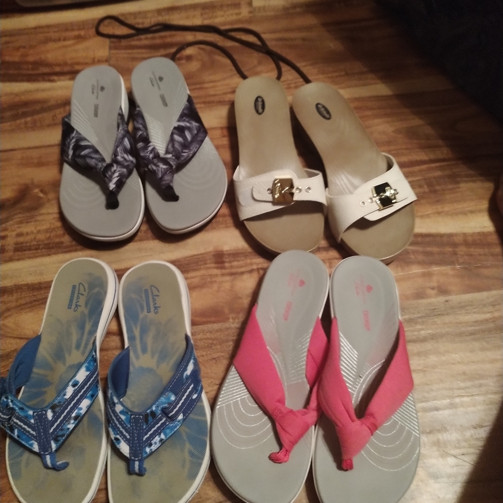 Memory foam flip flops 4 pair